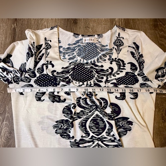 ADORE, Black and White Mod Artsy Damask Shift Mini Dress, Size Medium - Picture 13 of 14